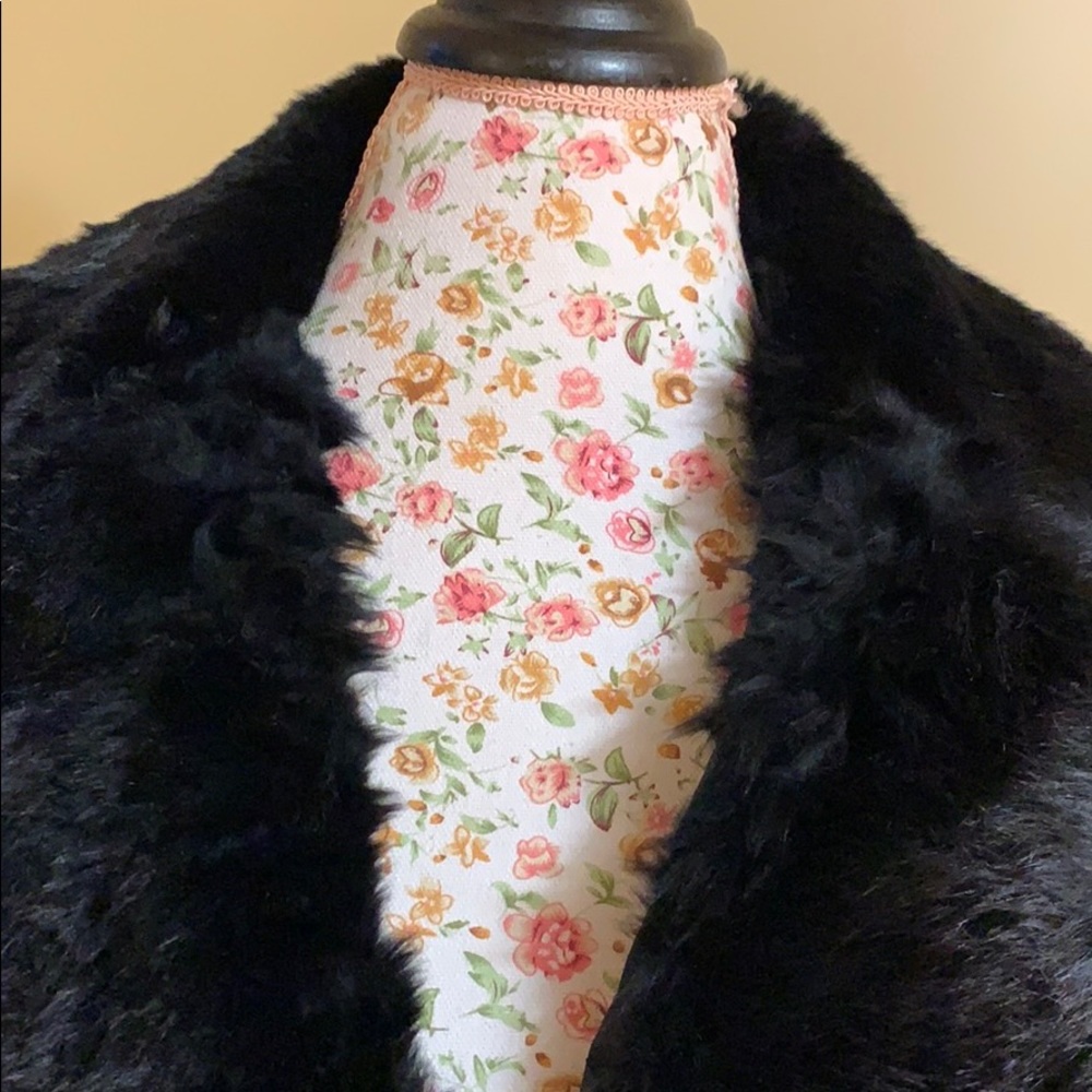 Leather jacket w/rabbit fur collar - Picture 4 of 5